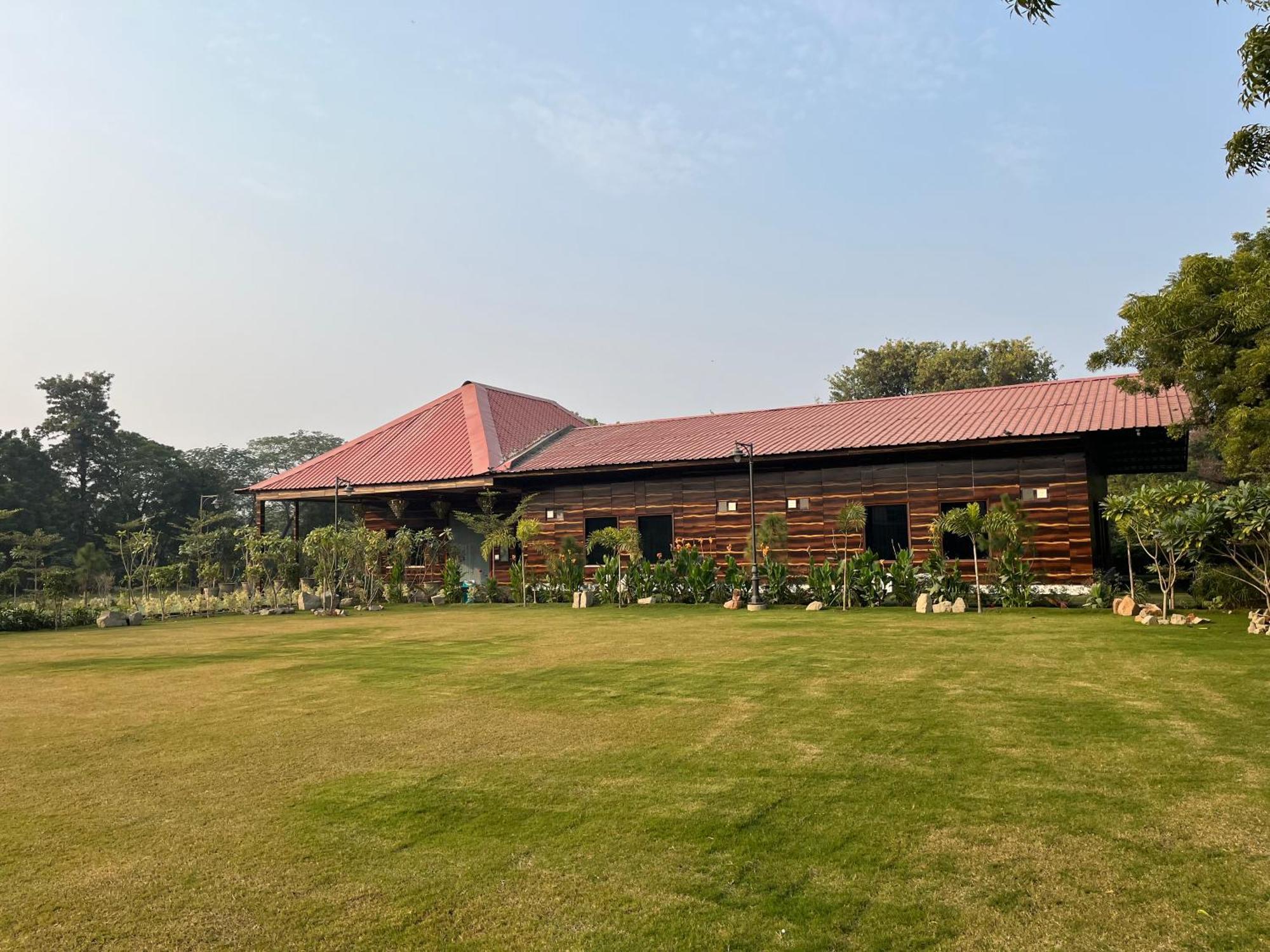The Green Wood Palace I Farm House I Wedding I Party I 87Oo2O5865 Villa Gurgaon Exterior photo